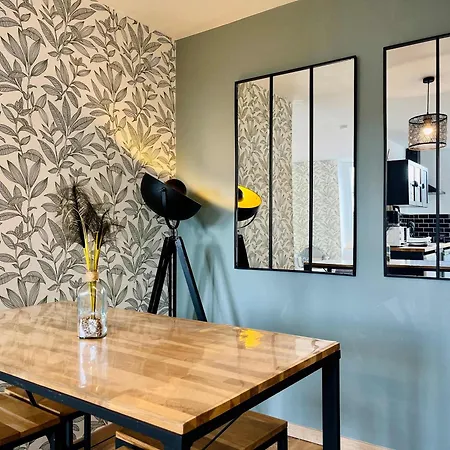 Le Duplex Des Arcades - T2 Lumineux Hypercentre Appartement Carentan